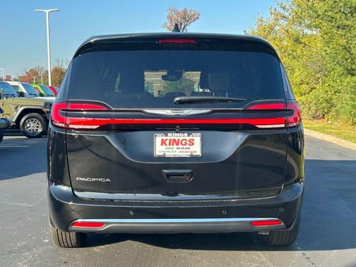 2026 Chrysler Pacifica L