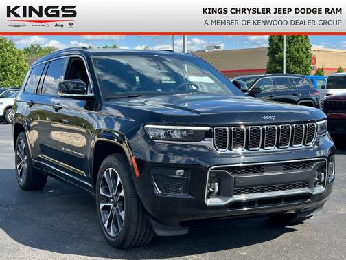 Diamond Black Crystal Pearlcoat 2023 Jeep Grand Cherokee L Overland