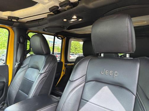 Hellayella Clearcoat 2018 Jeep Wrangler Unlimited Moab 4x4