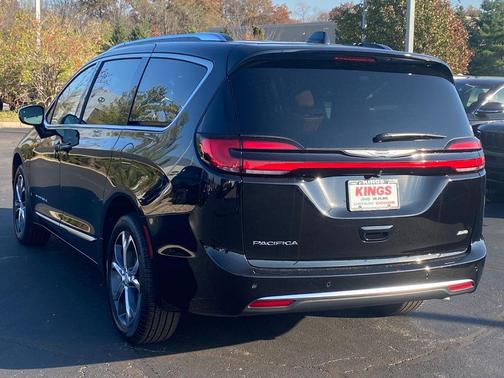 2026 Chrysler Pacifica L