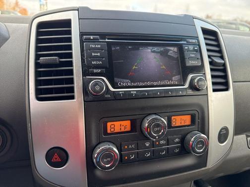 2015 Nissan Frontier SV