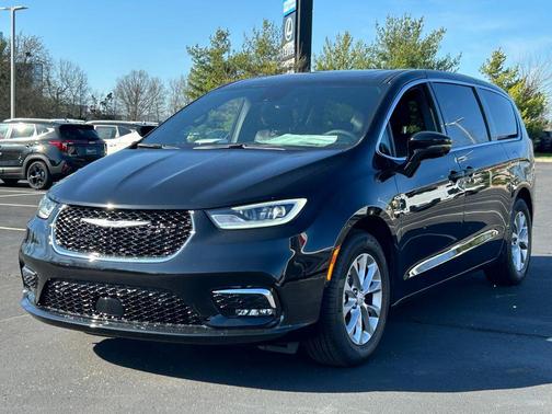 2026 Chrysler Pacifica Limited