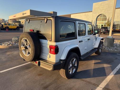 2023 Jeep Wrangler 4-Door Sahara 4x4