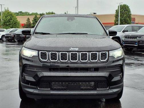 2025 Jeep Compass Sport