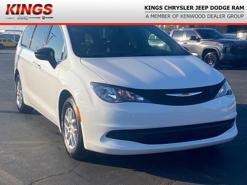 2026 Chrysler Voyager LX