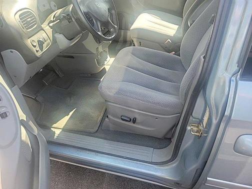 2006 Dodge Grand Caravan SXT