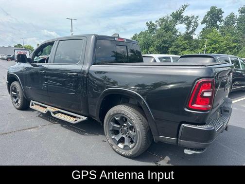 Diamond Black Crystal Pearlcoat 2025 RAM 1500 Big Horn/Lone Star