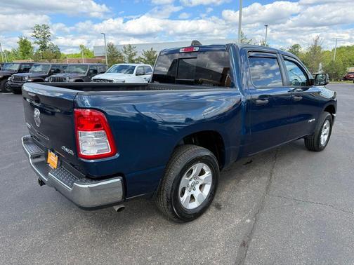 Patriot Blue Pearlcoat 2023 RAM 1500 Big Horn/Lone Star