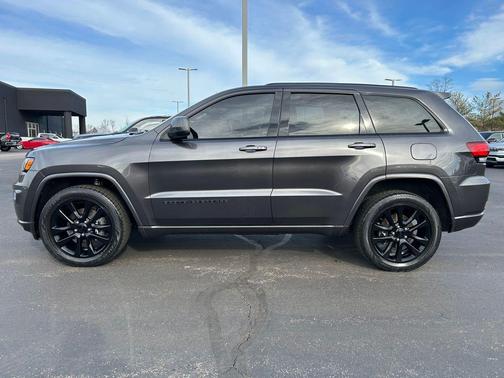 2018 Jeep Grand Cherokee Altitude