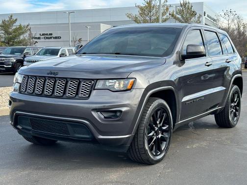 2018 Jeep Grand Cherokee Altitude