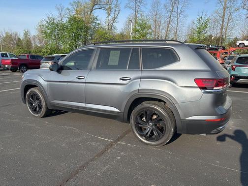 2021 Volkswagen Atlas 3.6L SE w/Technology