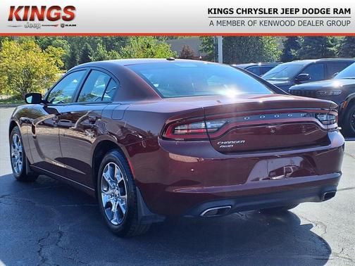 2017 Dodge Charger SE
