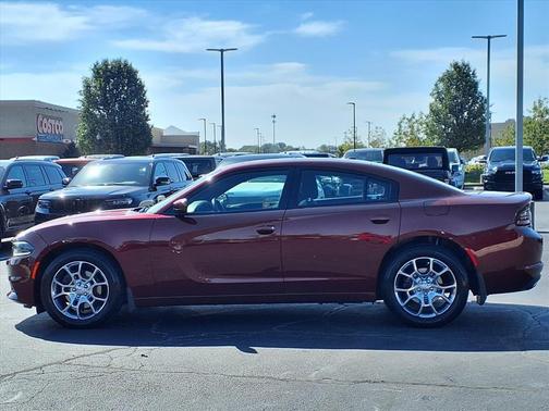 2017 Dodge Charger SE