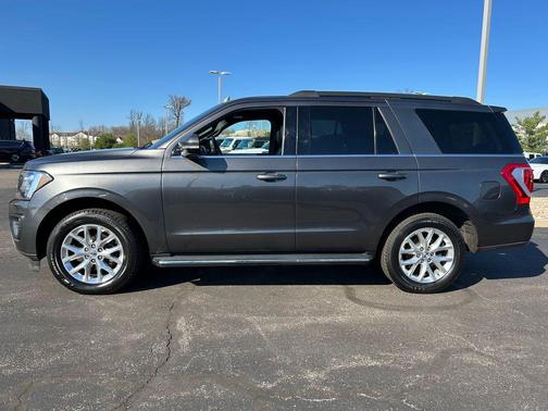 Magnetic Metallic 2021 Ford Expedition XLT