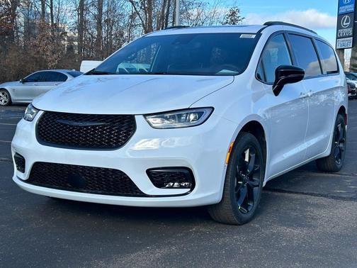 2026 Chrysler Pacifica Limited