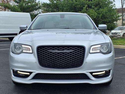 2023 Chrysler 300 Touring