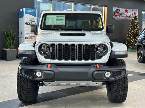 2026 Jeep Gladiator Mojave 4x4