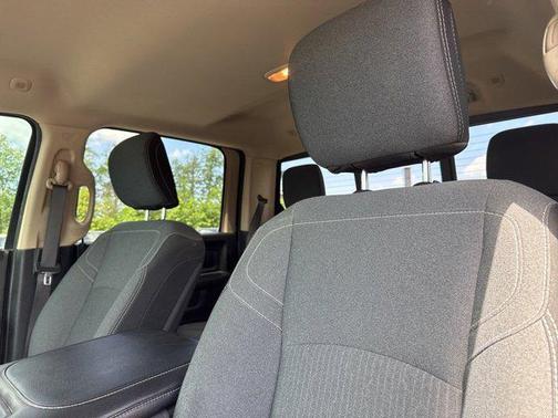 2020 RAM 2500 Tradesman Crew Cab 4X4 6'4' Box