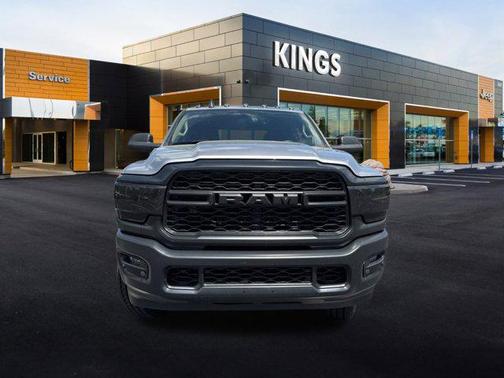 2020 RAM 2500 Tradesman Crew Cab 4X4 6'4' Box