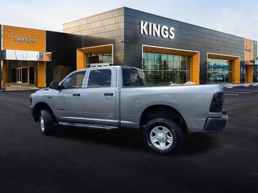 2020 RAM 2500 Tradesman Crew Cab 4X4 6'4' Box
