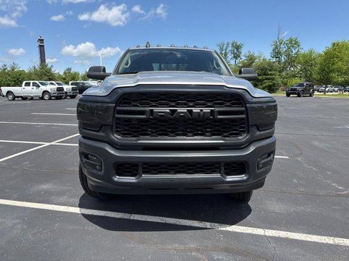 2020 RAM 2500 Tradesman Crew Cab 4X4 6'4' Box