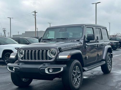 2026 Jeep Wrangler 4-Door Sahara 4x4