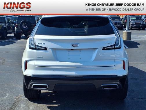 2024 Cadillac XT4 Sport