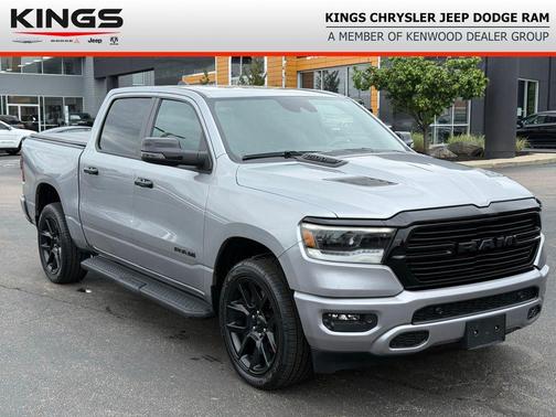 Billet Silver Metallic Clearcoat 2023 RAM 1500 Laramie