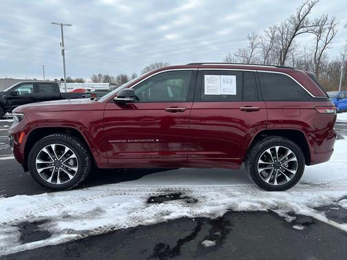 2023 Jeep Grand Cherokee Overland