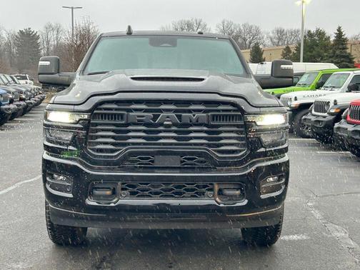 2026 RAM 2500 Black Express Crew Cab 4x4 6'4' Box