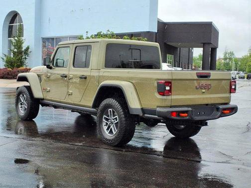 2025 Jeep Gladiator Mojave X