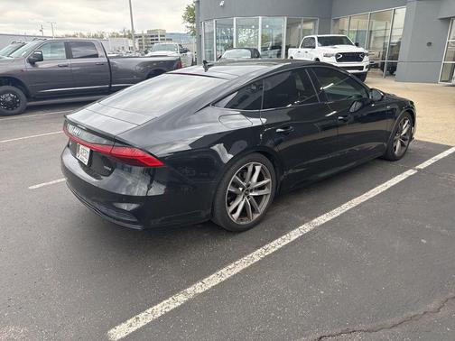 Mythos Black Metallic 2021 Audi A7 55 Premium Plus