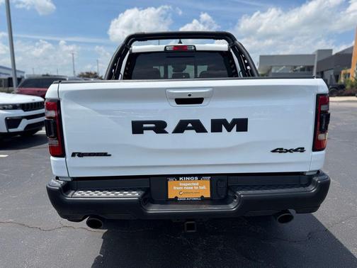 Bright White Clearcoat 2022 RAM 1500 Rebel