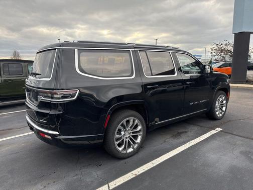 2022 Jeep Grand Wagoneer Series II 4x4