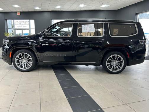 2022 Jeep Grand Wagoneer Series II 4x4