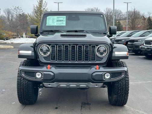 2026 Jeep Gladiator Mojave 4x4