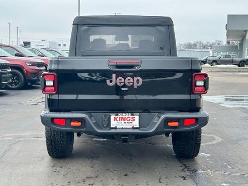 2026 Jeep Gladiator Mojave 4x4