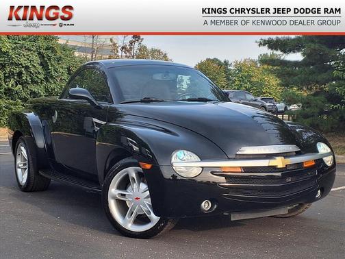 2006 Chevrolet SSR Base
