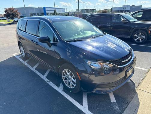 Jazz Blue Pearlcoat 2017 Chrysler Pacifica Touring