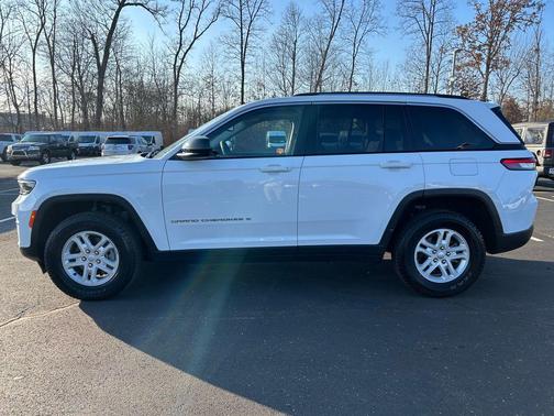2023 Jeep Grand Cherokee Laredo