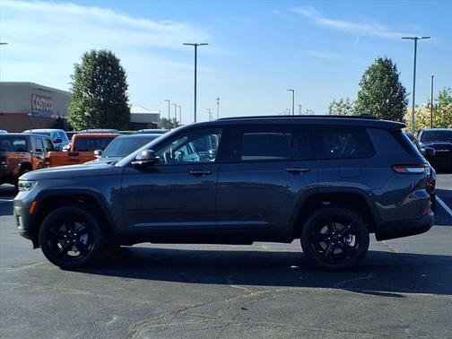 2025 Jeep Grand Cherokee L Altitude
