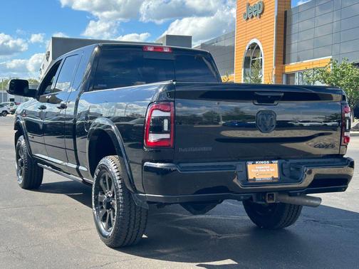 Diamond Black Crystal Pearlcoat 2022 RAM 2500 Laramie Mega Cab 4x4 6'4' Box
