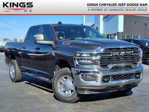 Granite Crystal Metallic Clearcoat 2025 RAM 2500 Tradesman Crew Cab 4x4 6'4' Box