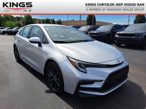 Classic Silver Metallic 2023 Toyota Corolla SE