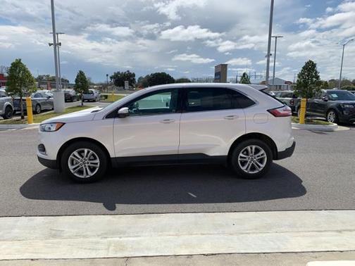 Photo 3 of 16 of 2019 Ford Edge SEL