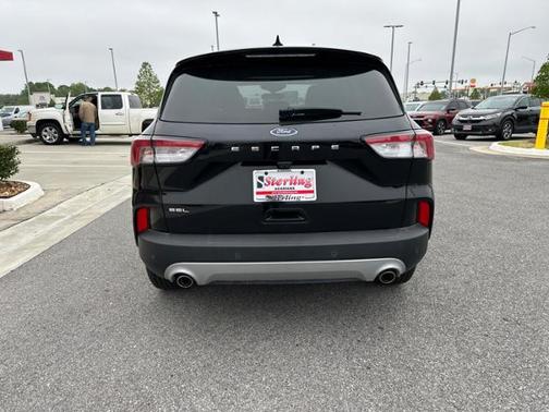 Photo 4 of 21 of 2021 Ford Escape SEL