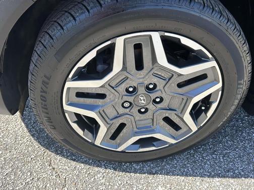 Gray 2022 Hyundai SANTA FE Limited