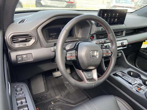 2026 Honda Pilot TrailSport