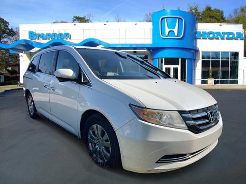 White 2016 Honda Odyssey EX-L