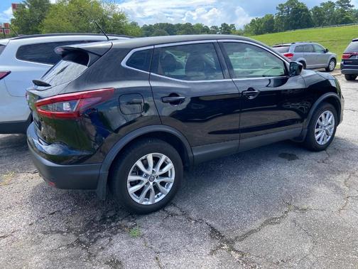 2021 Nissan Rogue Sport S